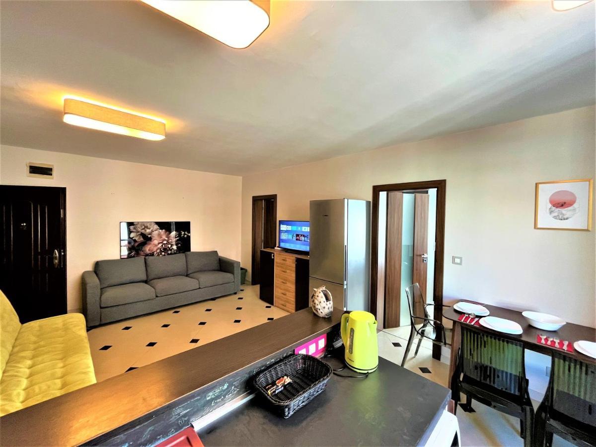 Botabara 312 Self Catering Beach Apartment Pomorie Exterior photo