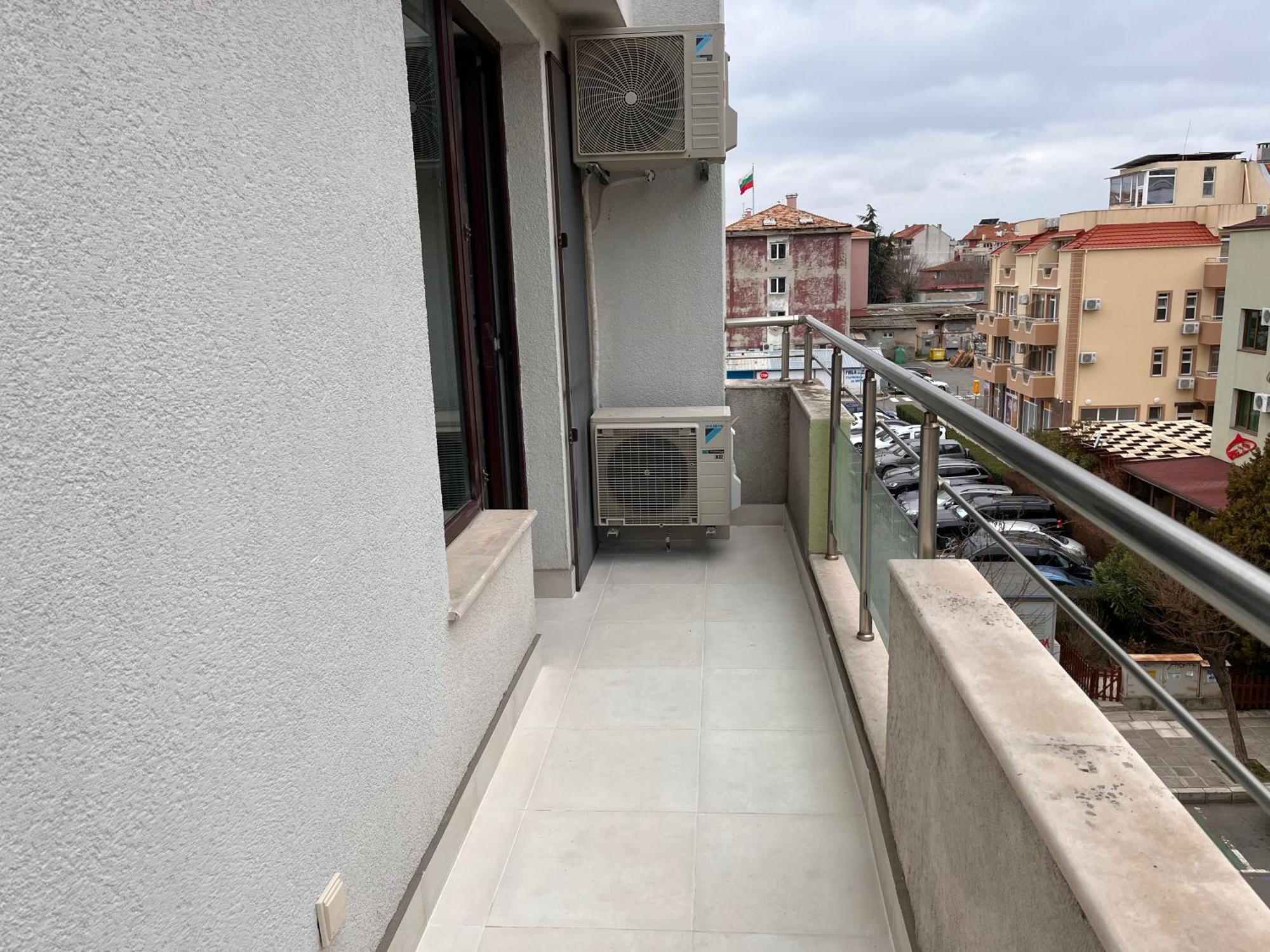 Botabara 312 Self Catering Beach Apartment Pomorie Exterior photo